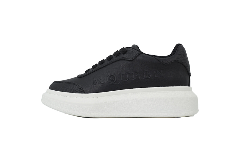 yupoo_313323_d58fd6de.jpg 【DH5AP】黑白底 麦昆厚底圆头休闲运动鞋 Alexander McQueen Sneaker Black And White Background