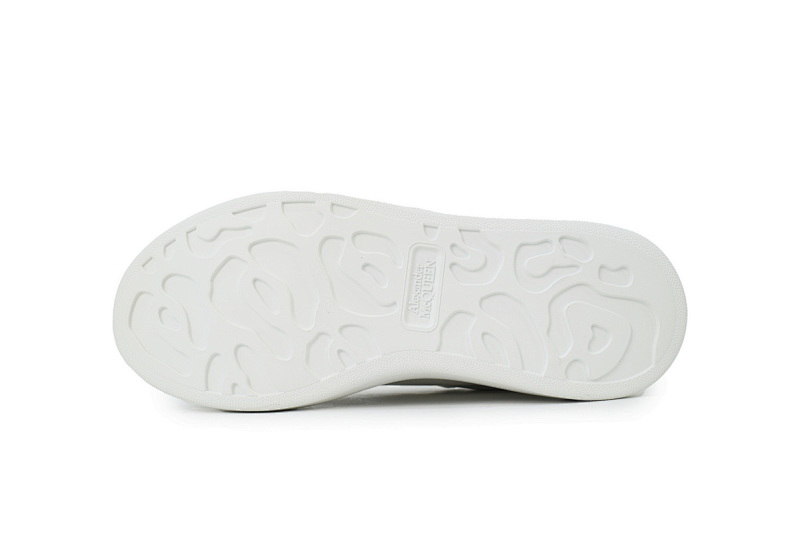 【DH5AP】粉尾 麦昆厚底圆头休闲运动鞋 Alexander McQueen Sneaker Fenwei