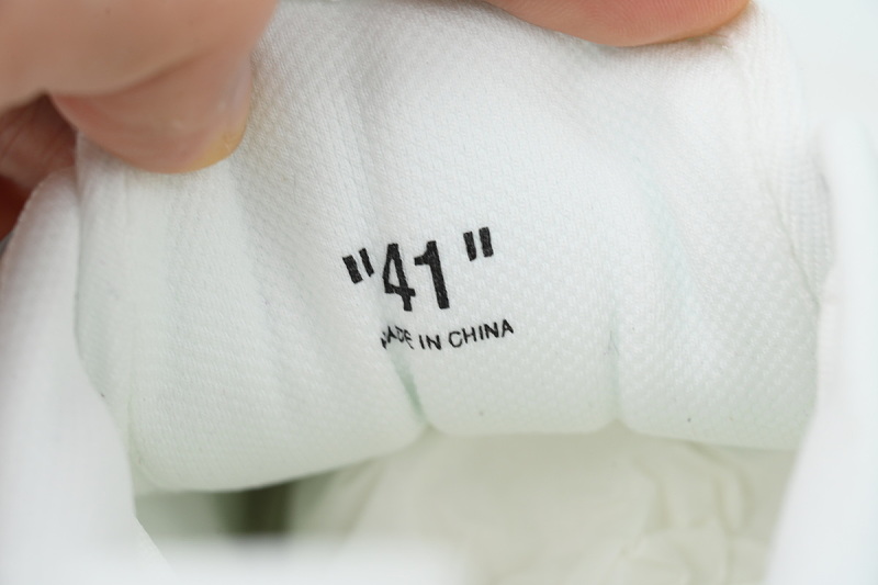 【CP3MI】白紫 OFF-WHITE ODSY 低帮生活休闲鞋 OMIA190S 23FAB00 10137 WHITE ODSY White Purple