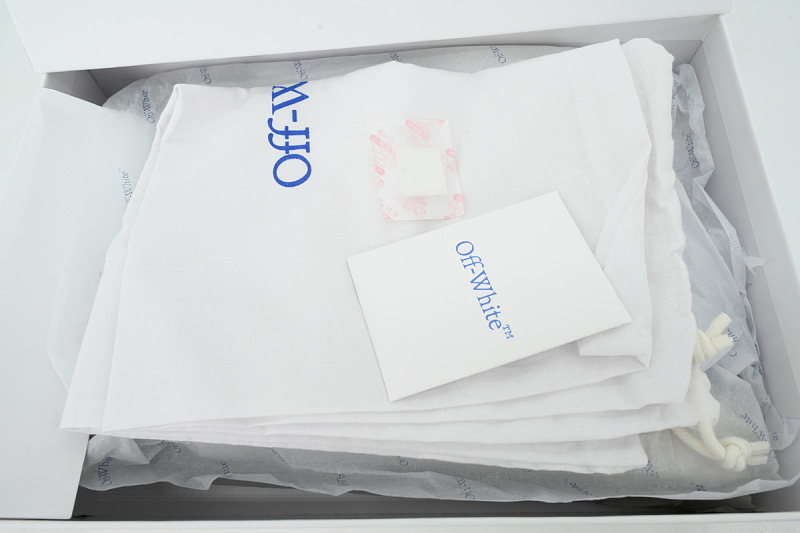 yupoo_313902_6ea39338.jpg 【CP0MI】蓝色 OFFWHITE低帮运动鞋 OWIA28ES26LE A001014A Off-White 3.0 Off-Court Sneakers Blue