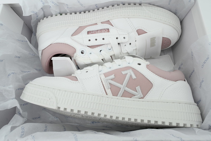 【CP0MI】粉白 OFFWHITE低帮运动鞋 OWIA28ES25LE A003013C Off-White 3.0 Off-Court sneakers Pinkish White