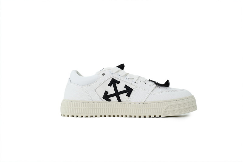 【CP0MI】米白 OFFWHITE低帮运动鞋 OMIA29KC 99LEA 0010110 Off-White 3.0 Off-Court sneakers White