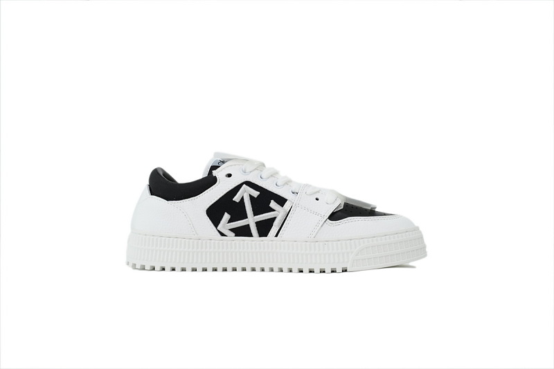 【CP0MI】黑白色 OFFWHITE低帮运动鞋 OMIA29KC 99LEA 0020110 Off-White 3.0 Off-Court sneakers Black White