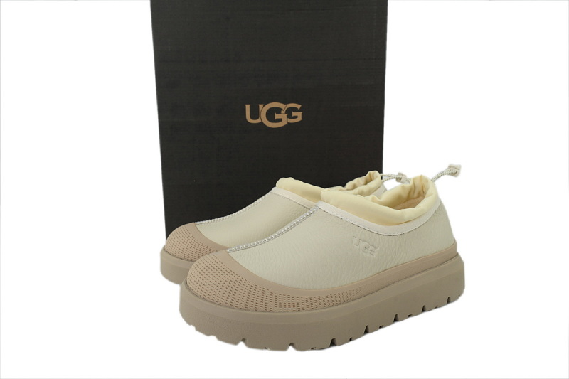 yupoo_314399_cfd6dd52.jpg 【BA9AP】纽姆低邦米色皮 UGG 包头套脚休闲鞋 1144097 UGG toe cover casual shoes beige