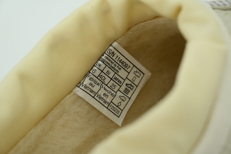 yupoo_314399_d8966d75.jpg 【BA9AP】纽姆低邦米色皮 UGG 包头套脚休闲鞋 1144097 UGG toe cover casual shoes beige