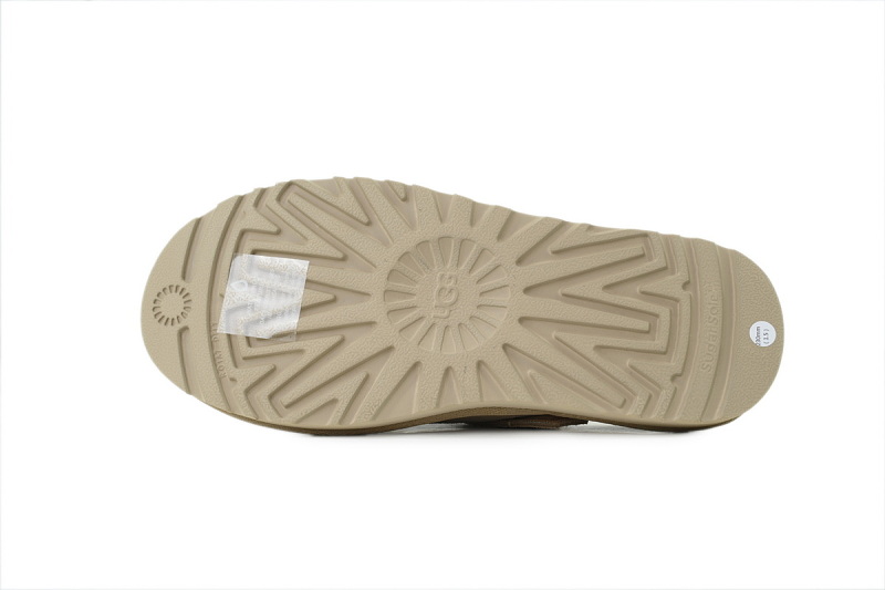 yupoo_314624_081d88aa.jpg 【BA1AP】厚底炫金包头半 UGG 包头增高保暖厚底鞋 1180251 UGG Evelina Clog beige Leather Clogs Goldenstar