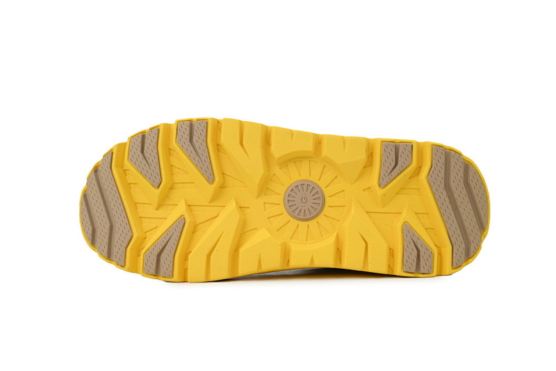【CA7AP】王二代中筒黄色 UGG 时尚舒适雪地靴 Wang And generation middle tube yellow