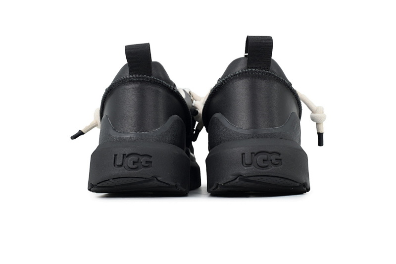 【CA7AP】王二代面包鞋黑色 UGG 时尚舒适雪地靴 Wang Er Dai Bread Shoes Black