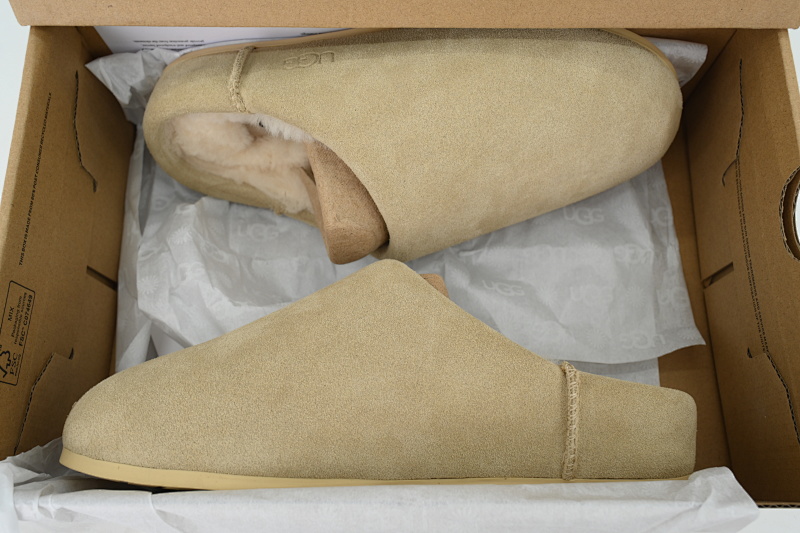 【BA9AP】轻薄一脚蹬沙色 UGG 时尚套脚防磨包头拖鞋 Thin And Light One Foot Sandblasting Color