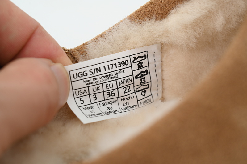 【BA9AP】轻薄一脚蹬栗色  UGG 时尚套脚防磨包头拖鞋 Thin And Light Kick Chestnut Color