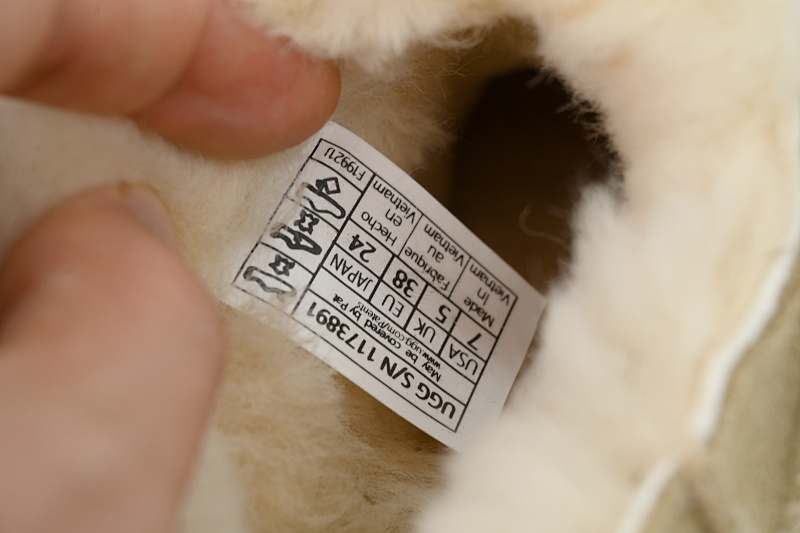 【BA7AP】薄底mini沙色 UGG 绒面保暖复古雪地靴 UGG Thin Sand Color