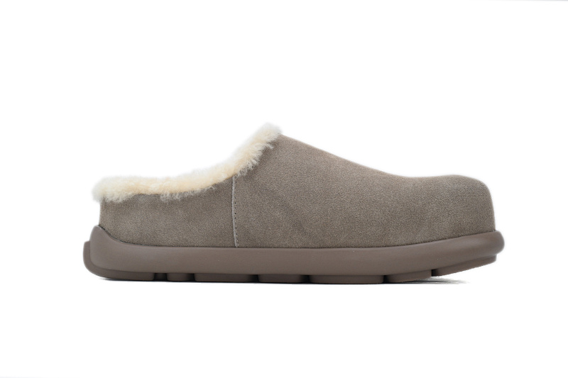【BA7AP】小土豆沙色 UGG 舒适保暖包头拖鞋 1155888 UGG Khaki