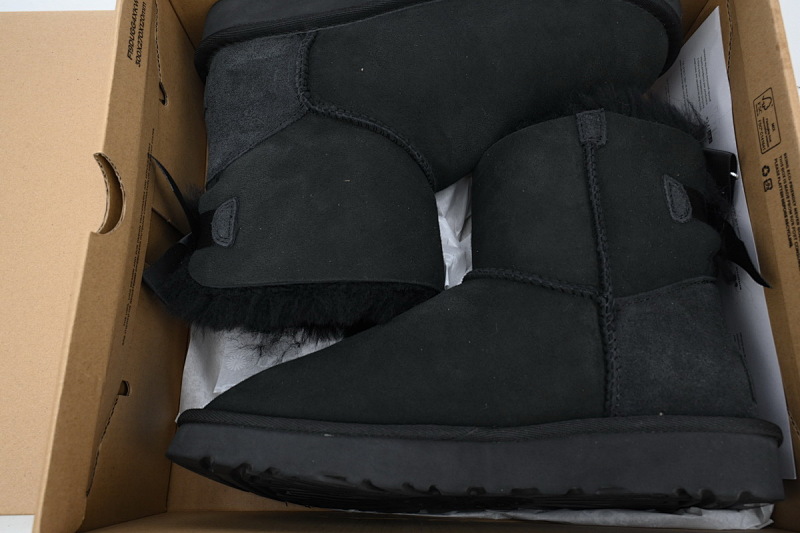 【BA8AP】蝴蝶中筒黑色 UGG 保暖中筒雪地靴 1016501 UGG Black