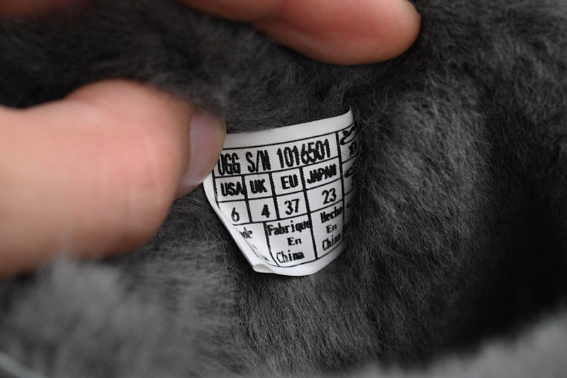 【BA8AP】蝴蝶中筒灰色 UGG 保暖中筒雪地靴 1016501 UGG Grey