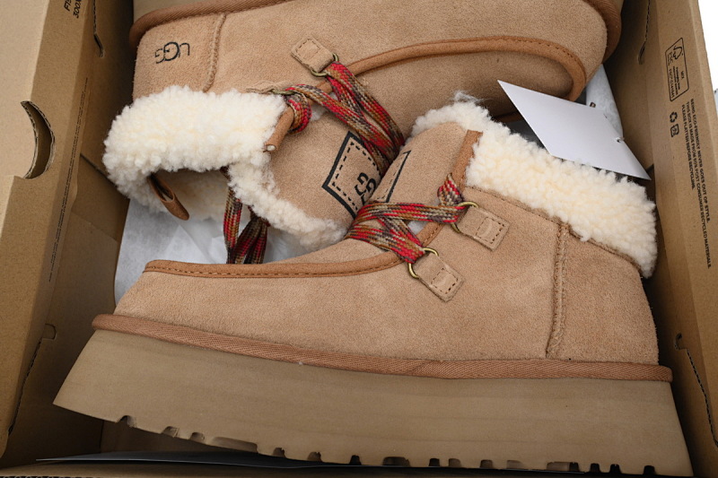 【BA2AP】中筒栗色 UGG 圆头短靴 1143954 UGG Funkarra Brown