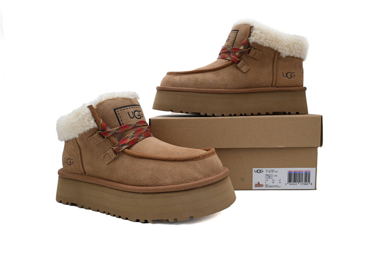 【BA2AP】中筒栗色 UGG 圆头短靴 1143954 UGG Funkarra Brown