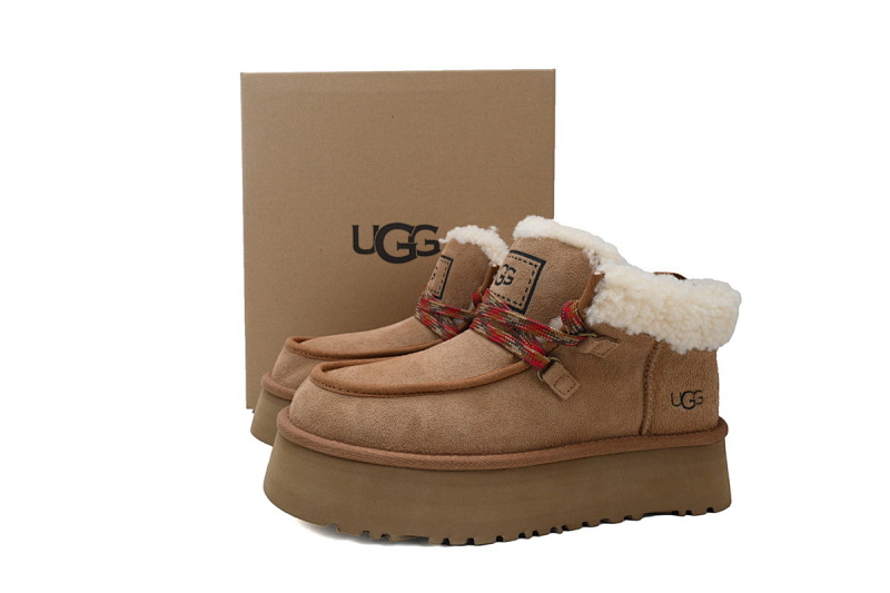 【BA2AP】中筒栗色 UGG 圆头短靴 1143954 UGG Funkarra Brown