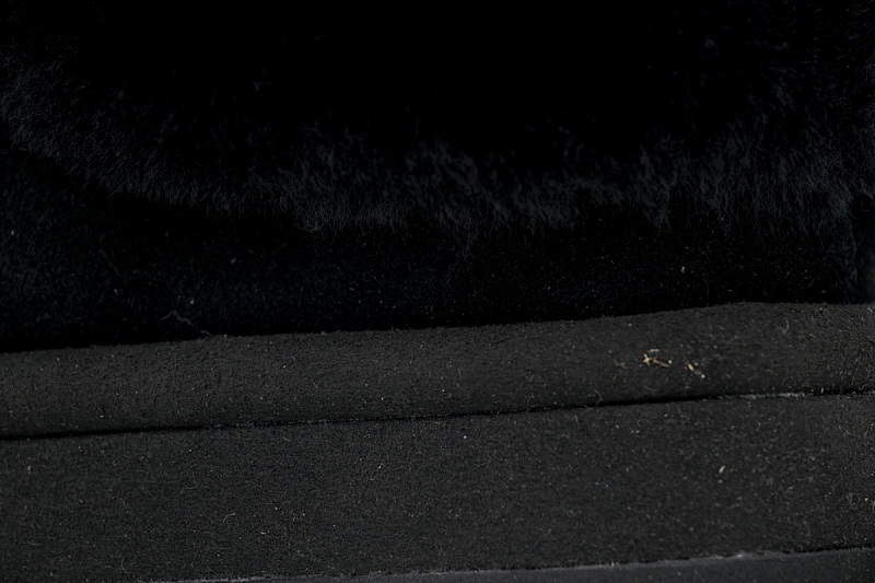 【BA2AP】毛毛虫厚底黑色 UGG 保暖及踝雪地靴 1146390 UGG Tazzlita Black
