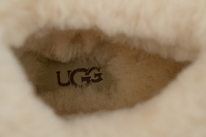 【BA2AP】毛毛虫厚底栗色 UGG 保暖及踝雪地靴 1146390 UGG Tazzlita Brown