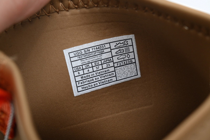 【BA0AP】铅笔靴栗色 UGG 时尚拉链短靴 1144031 UGG Brown
