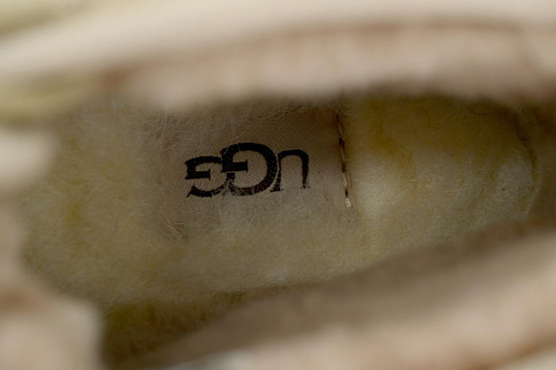 【BA0AP】Neumel沙色 UGG 时尚保暖及踝雪地靴 3236 UGG Neumel Khaki