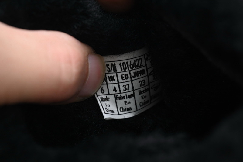 【BA7AP】木扣中筒黑色 UGG 加绒保暖雪地靴 1016422 UGG Bailey Mini Bailey Button lI Boot Black