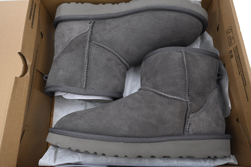 yupoo_316319_070e839a.jpg 【BA6AP】中筒mini灰色 UGG 休闲保暖雪地靴 1016222 UGG Classic Mini Grey