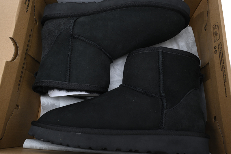 【BA6AP】中筒mini黑色 UGG 休闲保暖雪地靴 1016222 UGG Classic Mini Black