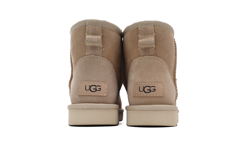 【BA6AP】中筒mini沙色 UGG 休闲保暖雪地靴 1016222 UGG Classic Mini Khaki
