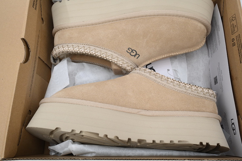 【BA6AP】塔茨厚底沙色 UGG 包头增高保暖厚底鞋 1122553 UGG Tazz Khaki