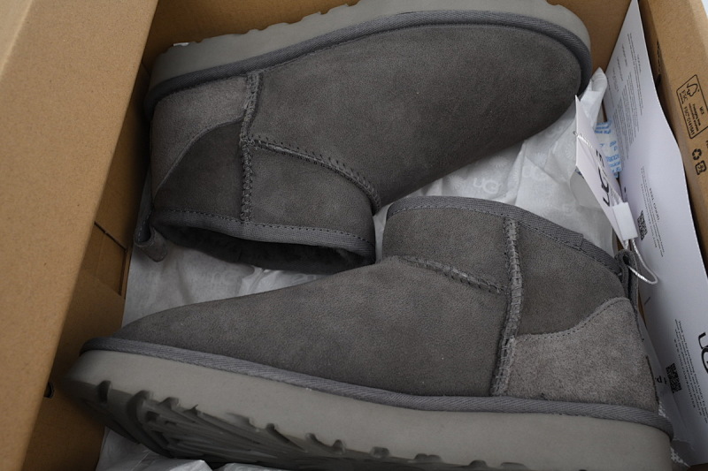 【BA5AP】低筒mini灰色 UGG 包头及踝雪地靴 1116109 UGG Classic Ultra Mini Grey