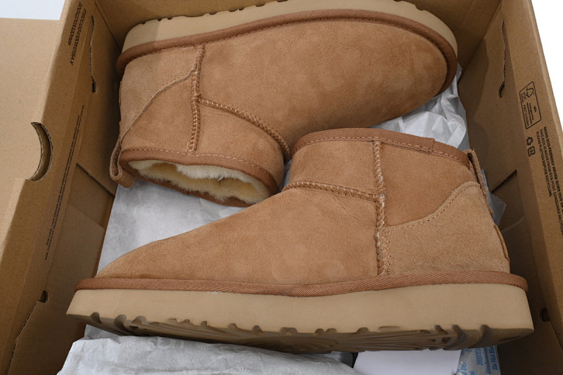 【BA5AP】低筒mini棕色 UGG 包头及踝雪地靴 1116109 UGG Classic Ultra Mini Brown