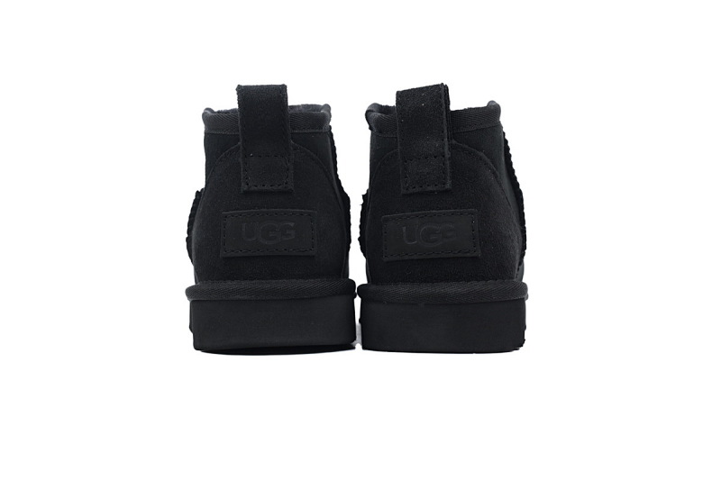 【BA5AP】低筒mini黑色 UGG 包头及踝雪地靴 1116109 UGG Classic Ultra Mini Black