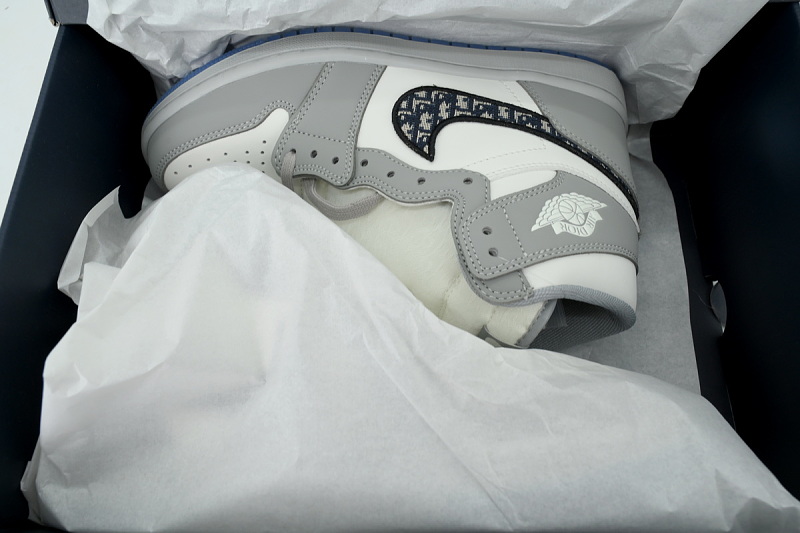 【AA1TA】迪奥 乔丹1代高帮 CN8607-002 Dior x Air Jordan 1 High