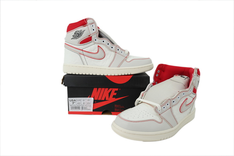 【AA1TA】兔八哥 乔丹1代高帮 555088-106 Air Jordan 1 Retro High OG 'Phantom'