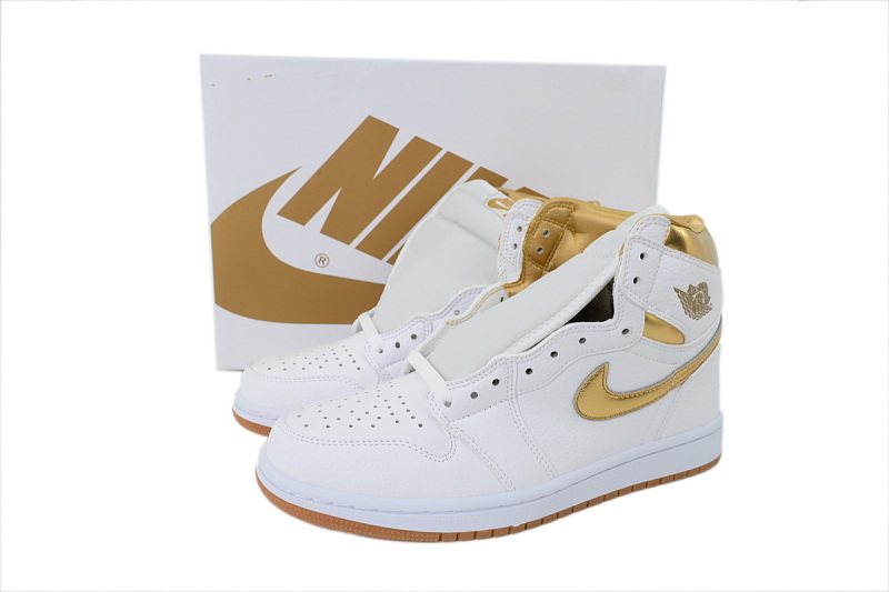 【AA1TA】白黄 乔丹1代高帮 FD2596-107 Wmns Air Jordan 1 Retro High OG 'Metallic Gold'