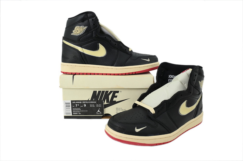 【AA1TA】白黑红 乔丹1代高帮 IB8958-100 Fragment Design x Travis Scott x Air Jordan 1 White, black, red