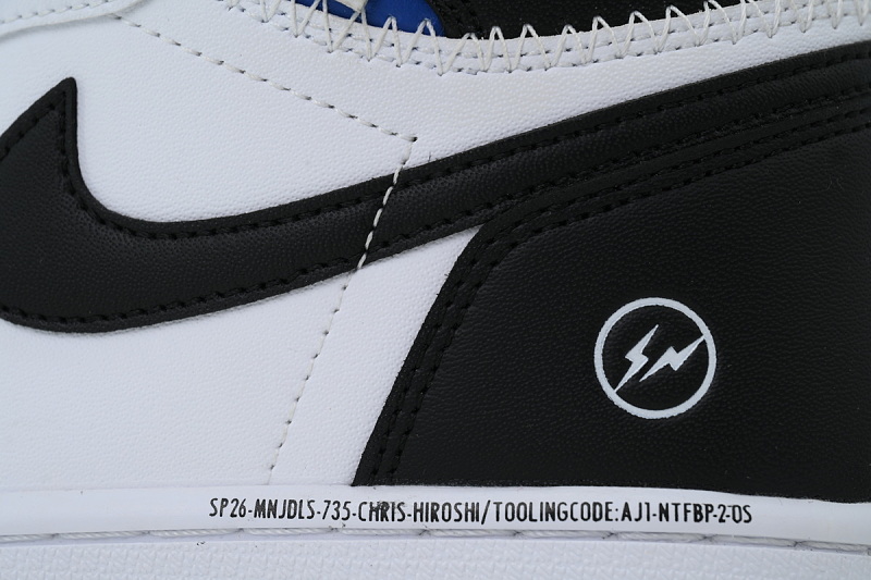 yupoo_317721_29e65068.jpg 【AA1TA】UN闪电黑白 乔丹1代高帮 II7282-100Fragment Design x Union LA x Air Jordan 1 Retro High OG 'White Black'