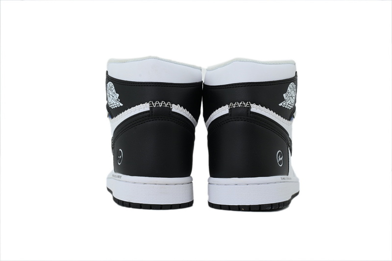 yupoo_317721_720cf378.jpg 【AA1TA】UN闪电黑白 乔丹1代高帮 II7282-100Fragment Design x Union LA x Air Jordan 1 Retro High OG 'White Black'