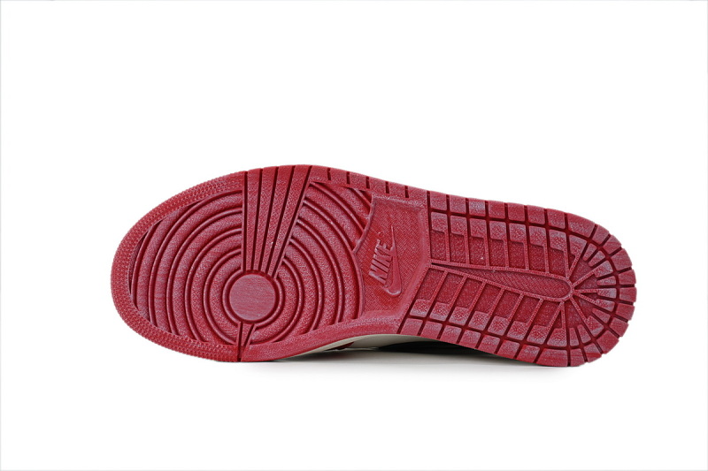 【AA1TA】复刻芝加哥 乔丹1代高帮 DZ5485-612 Air Jordan 1 Retro High OG 'Chicago Lost & Found'