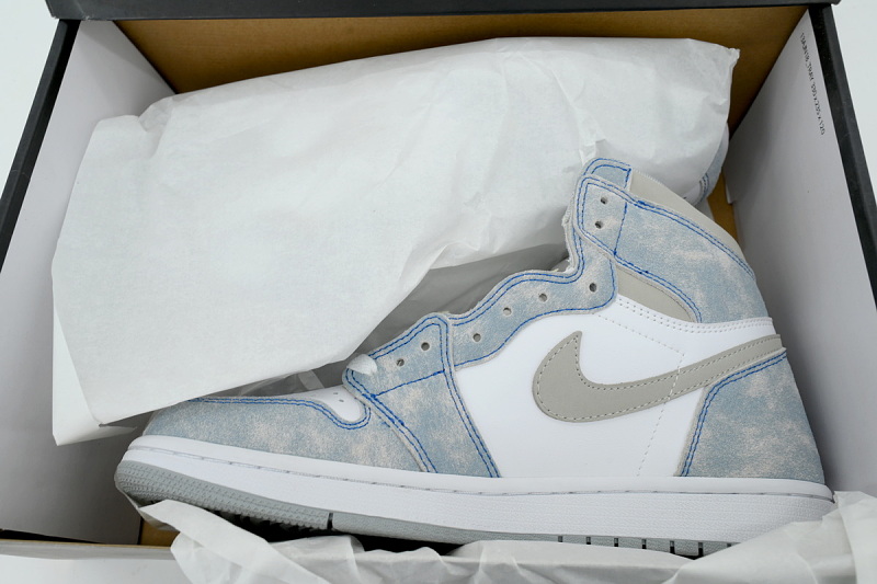 【AA1TA】水洗蓝 乔丹1代高帮 555088-402 Air Jordan 1 Retro High OG 'Hyper Royal'