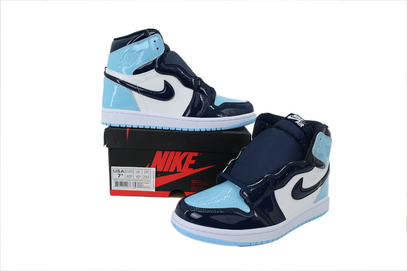 【AA1TA】镜面北卡蓝 乔丹1代高帮 CD0461-401 Wmns Air Jordan 1 Retro High OG 'Blue Chill'