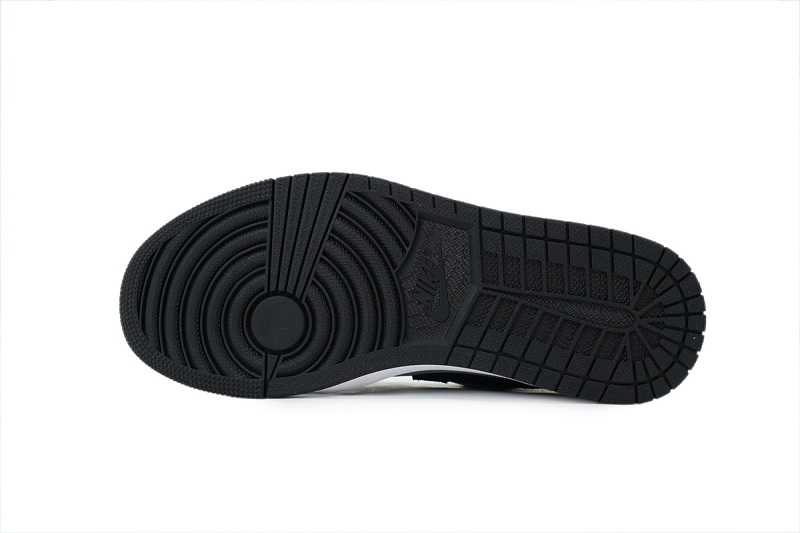 【AA1AQ】绒面黑灰 乔丹1代低帮 553558-048 Air Jordan 1 Low 'Black Light Smoke Grey White'