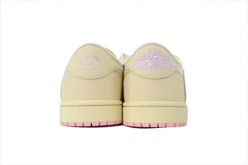 【AA1TA】粉黄 乔丹1代低帮 IQ7604-100 Travis Scott x Air Jordan 1 Retro Low OG 'Shy Pink'
