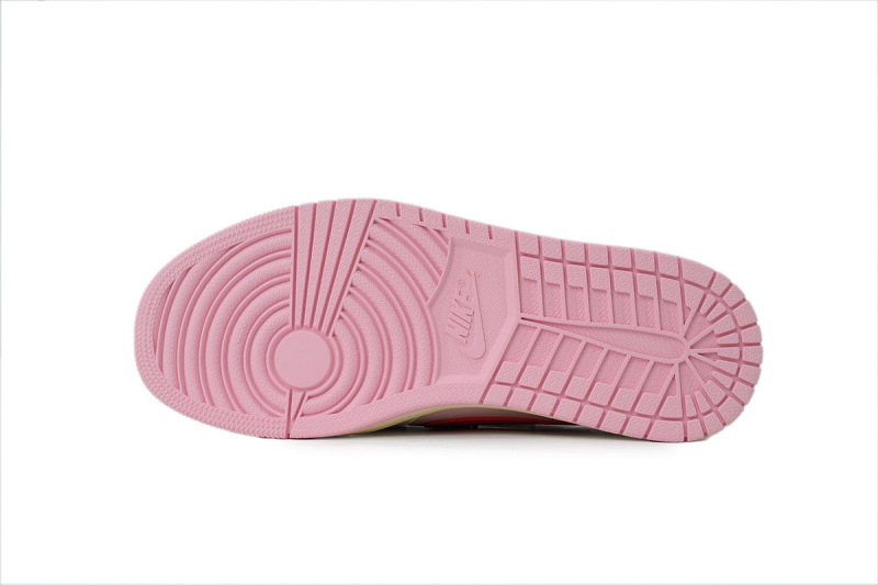 【AA1TA】白粉红勾 乔丹1代低帮 IQ7604-101 Travis Scott x Air Jordan 1 Retro Low OG 'Sail Tropical Pink'