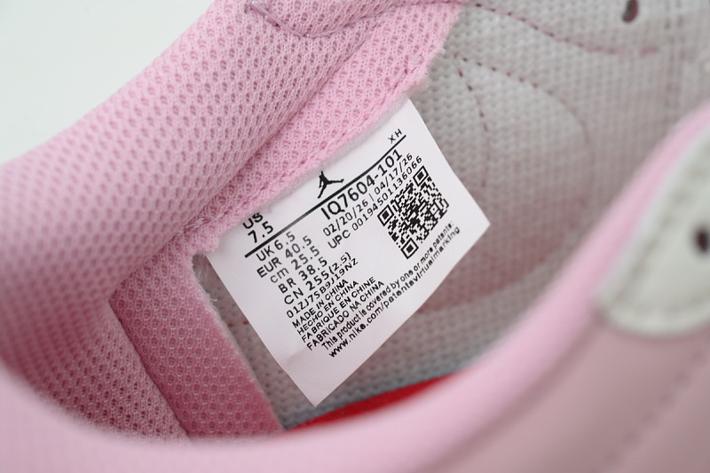 【AA1TA】白粉红勾 乔丹1代低帮 IQ7604-101 Travis Scott x Air Jordan 1 Retro Low OG 'Sail Tropical Pink'