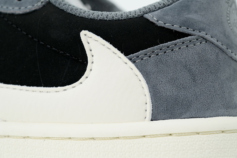 【AA1XH】黑灰倒钩 乔丹1代低帮 DM7866-001 Travis Scott x Air Jordan 1 Retro Low OG 'Black and Gray'