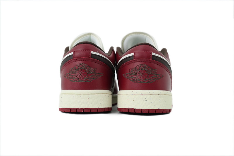 【AA1AQ】酒红棕色 乔丹1代低帮 IX5004-121 Air Jordan 1 Low SE 'Sail Baroque Brown Team Red'