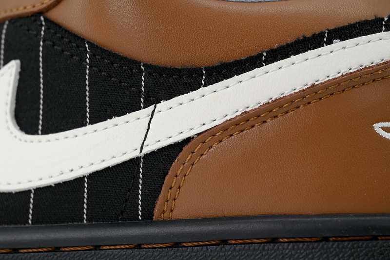 【AA1AQ】条纹深棕 乔丹1代低帮 IR7560-010 Air Jordan Low SE 'Black Light British Tan'