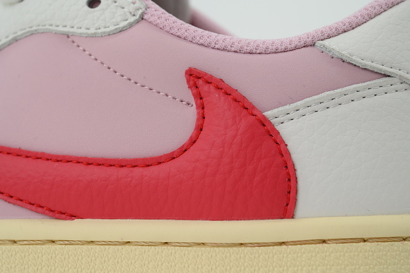 【AA1XH】粉色倒钩 乔丹1代低帮 IQ7604-101 Travis Scott x Air Jordan 1 Retro Low OG 'Sail Tropical Pink'